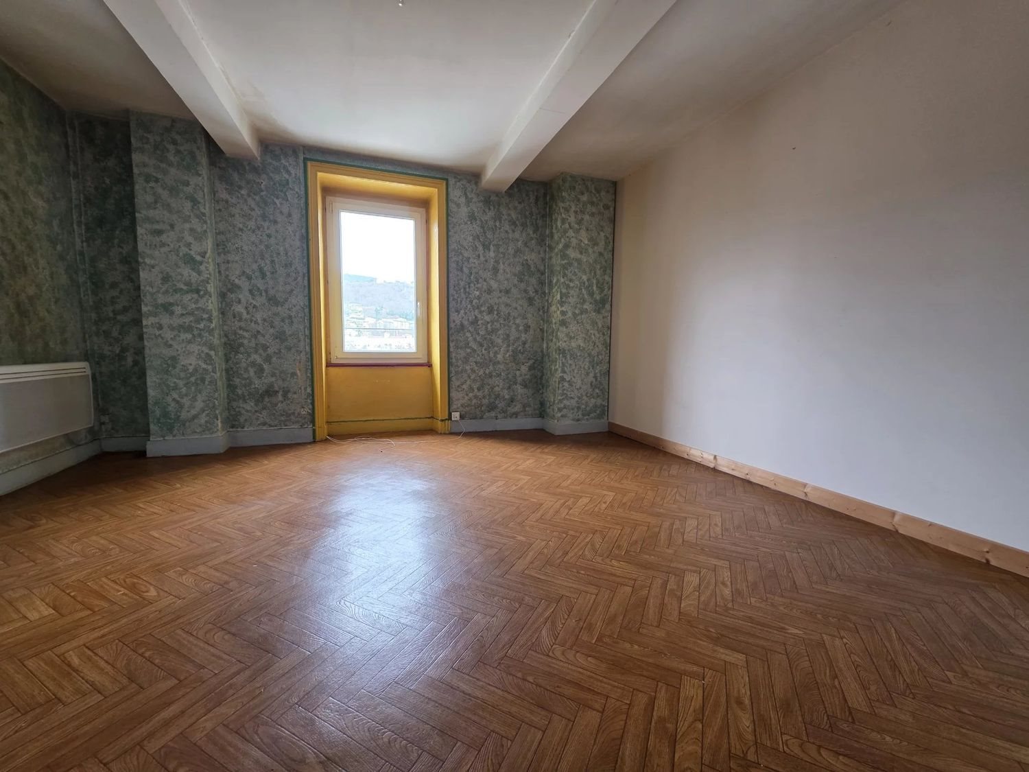 Appartement à louer, 89m², Lamastre