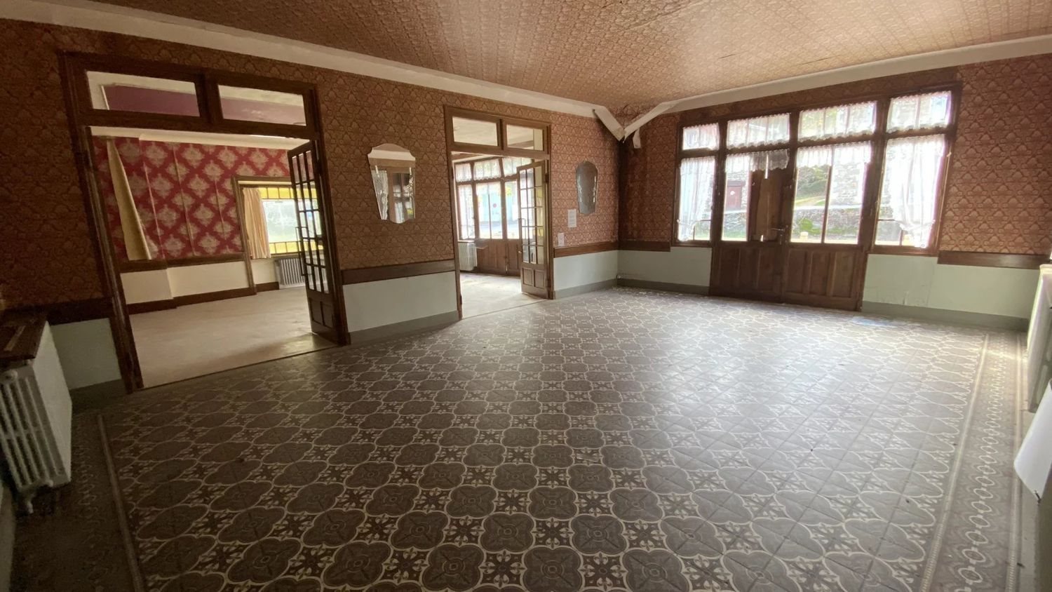 Maison à vendre, 638m², Désaignes