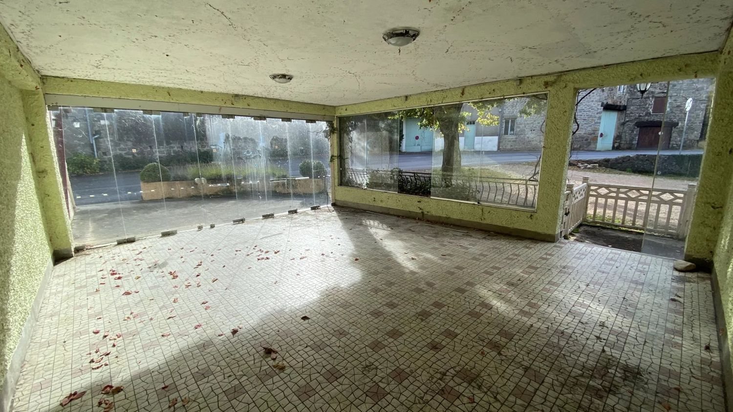 Maison à vendre, 638m², Désaignes