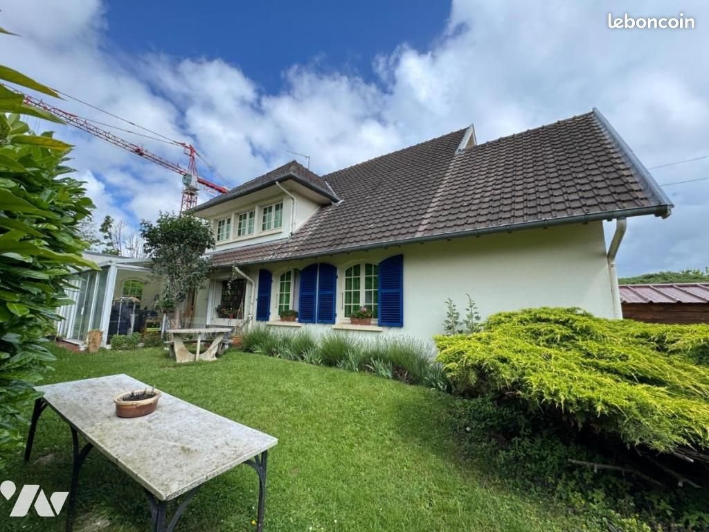 Maison à vendre, 166m², Saint-Quentin
