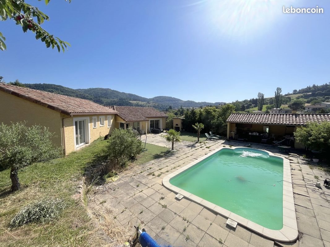 Maison à vendre, 154m², Désaignes