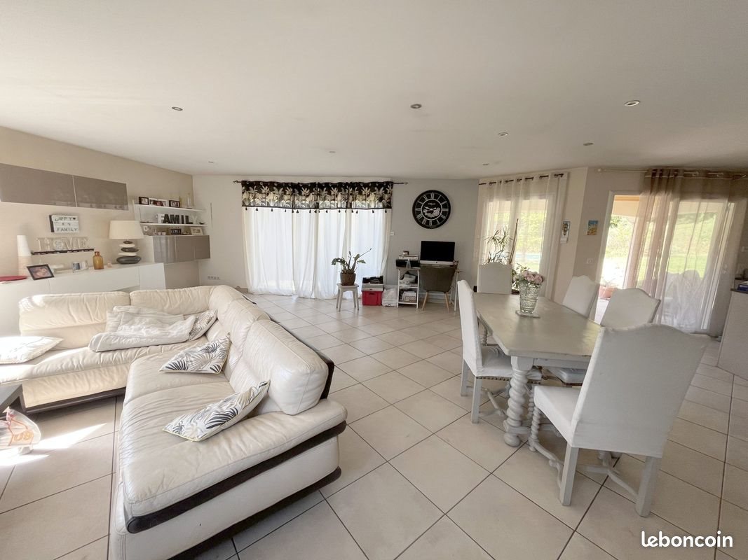 Maison à vendre, 154m², Désaignes