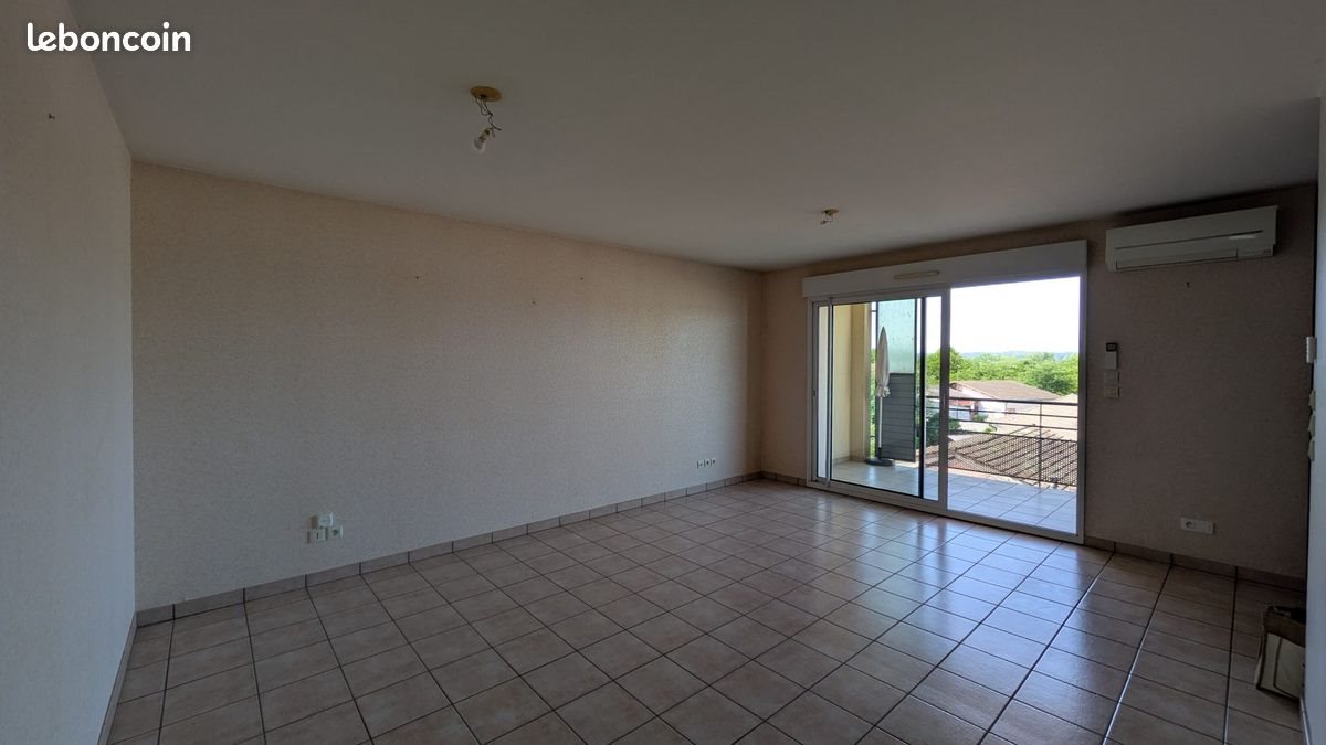 Appartement à louer, 69m², Balbigny
