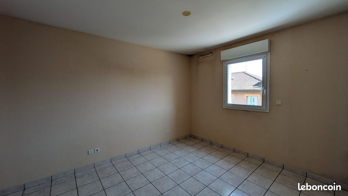 Appartement à louer, 69m², Balbigny
