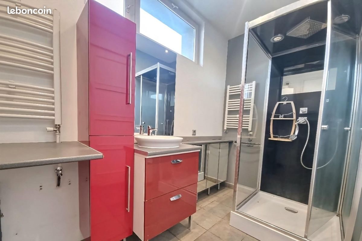 Appartement à louer, 74m², Saint-Étienne