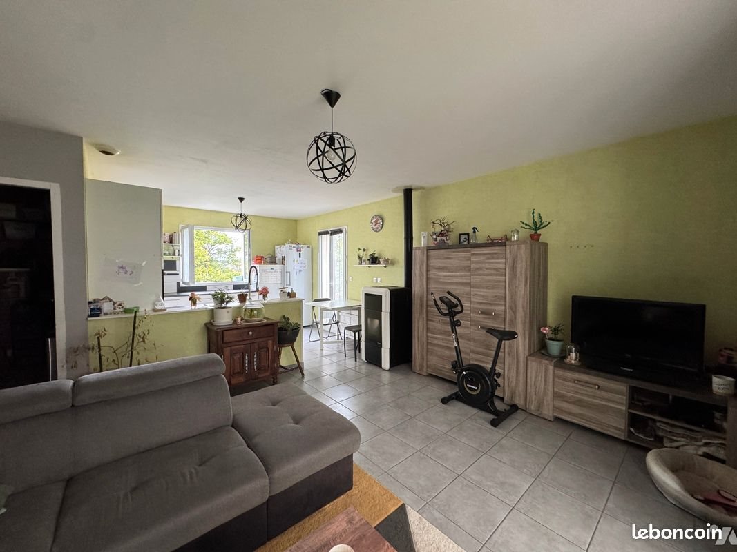 Maison à vendre, 95m², Beaumont-lès-Randan