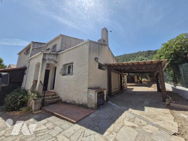 Maison à vendre, 138m², La Crau