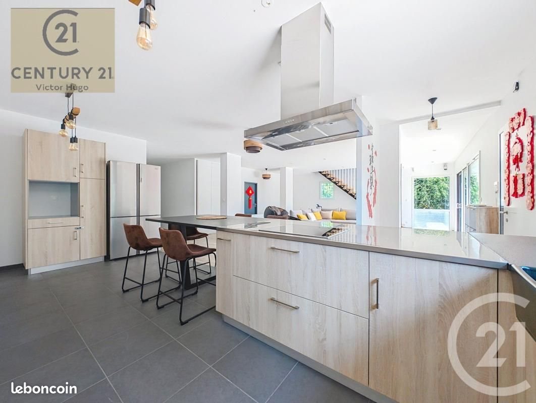 Maison à vendre, 242m², Limoges