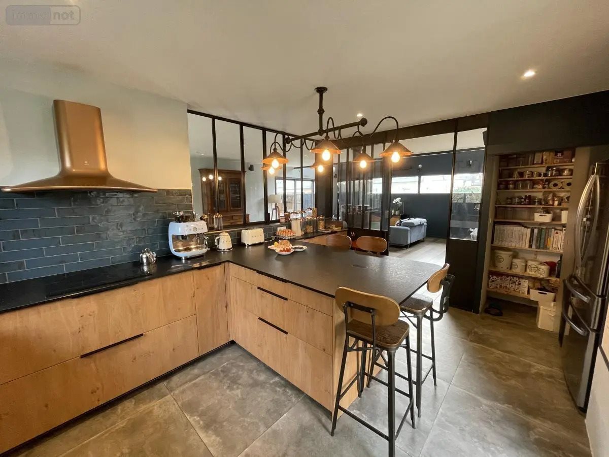 Maison à vendre, 226m², Plumergat