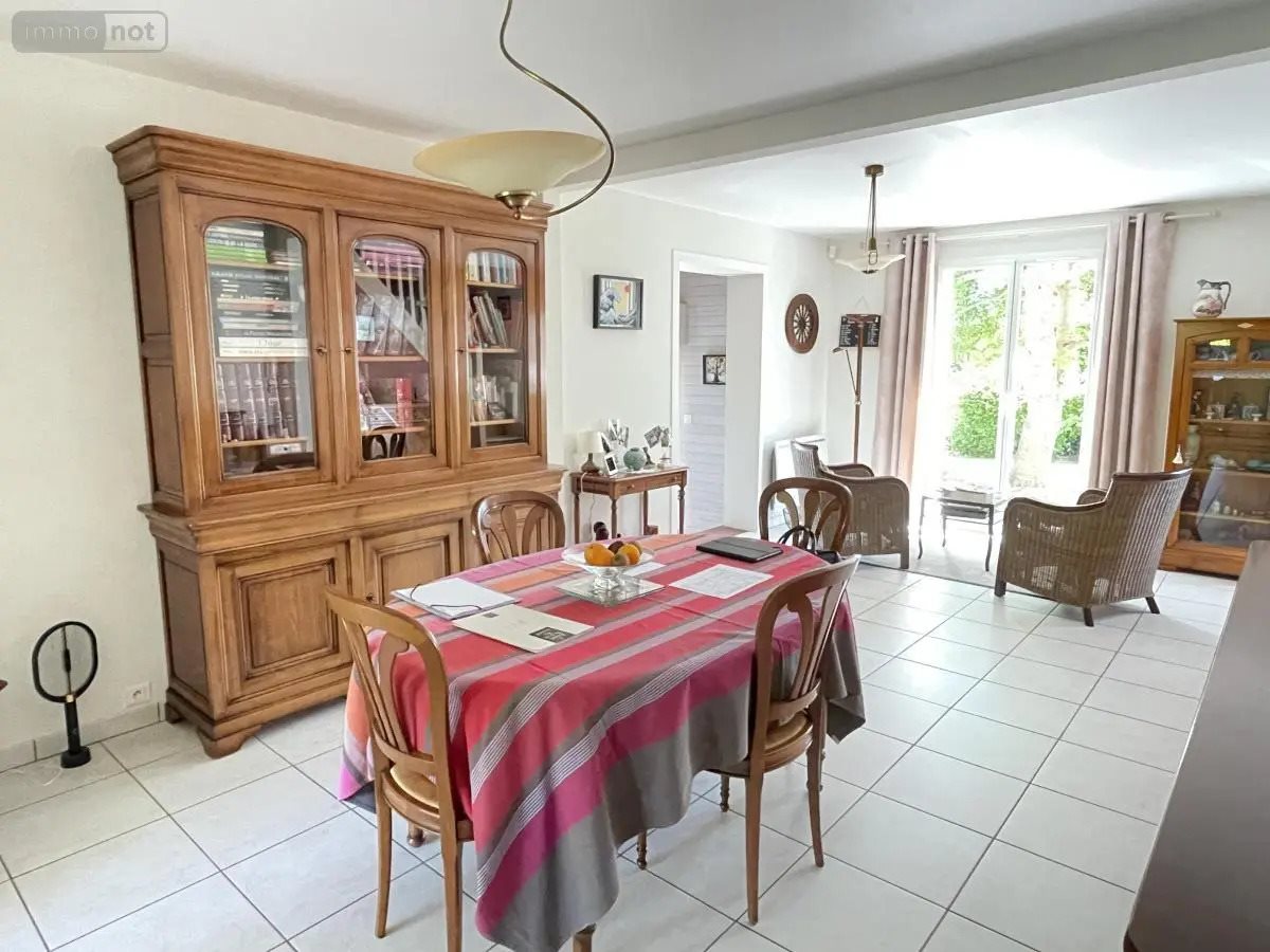 Maison à vendre, 154m², Theix