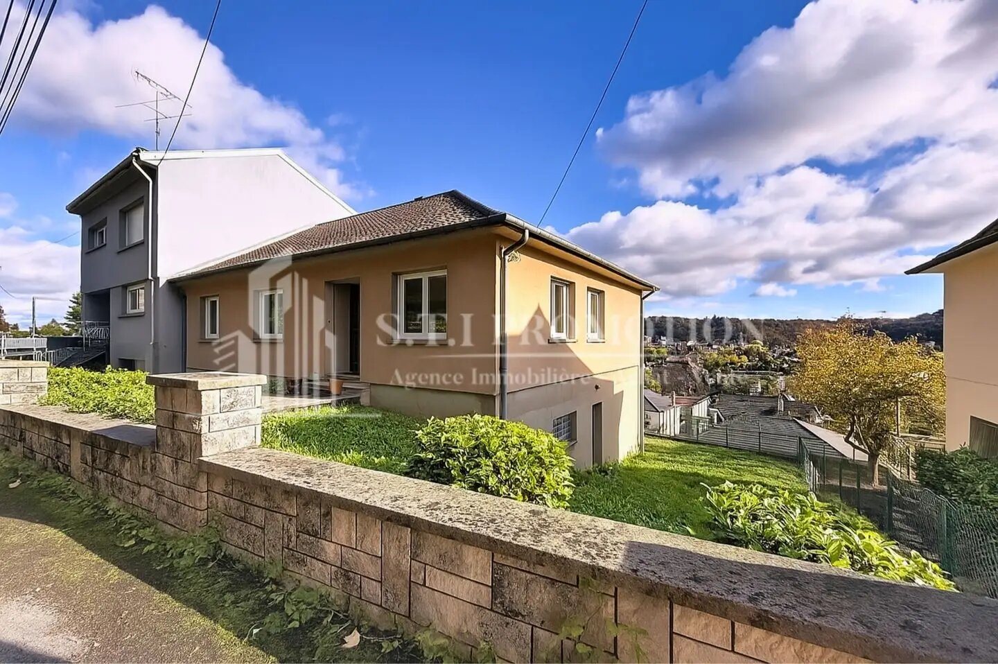 Maison à vendre, 122m², Cosnes-et-Romain