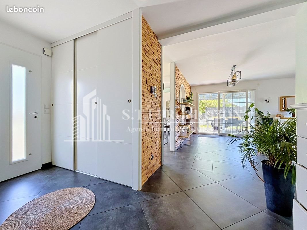 Maison à vendre, 142m², Ugny