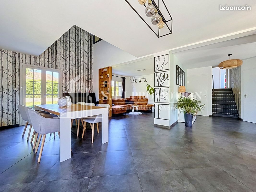Maison à vendre, 142m², Ugny