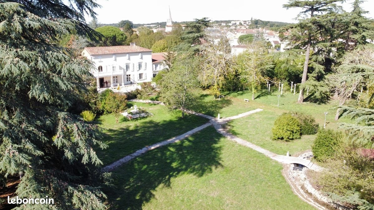 Maison à vendre, 515m², La Rochefoucauld