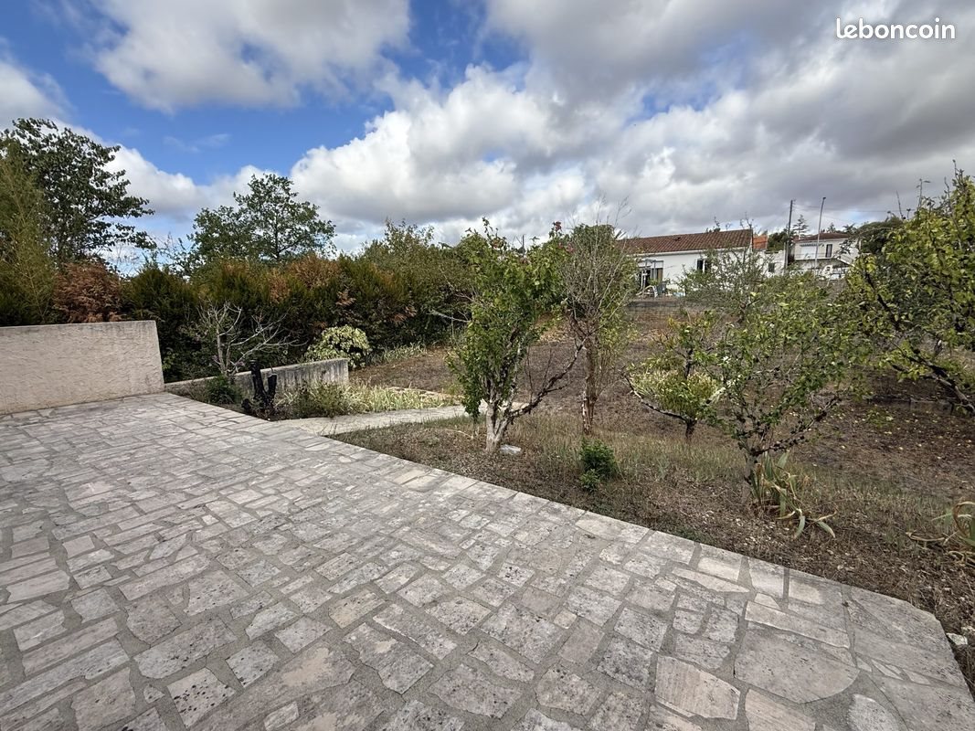 Maison à vendre, 170m², Ruelle-sur-Touvre
