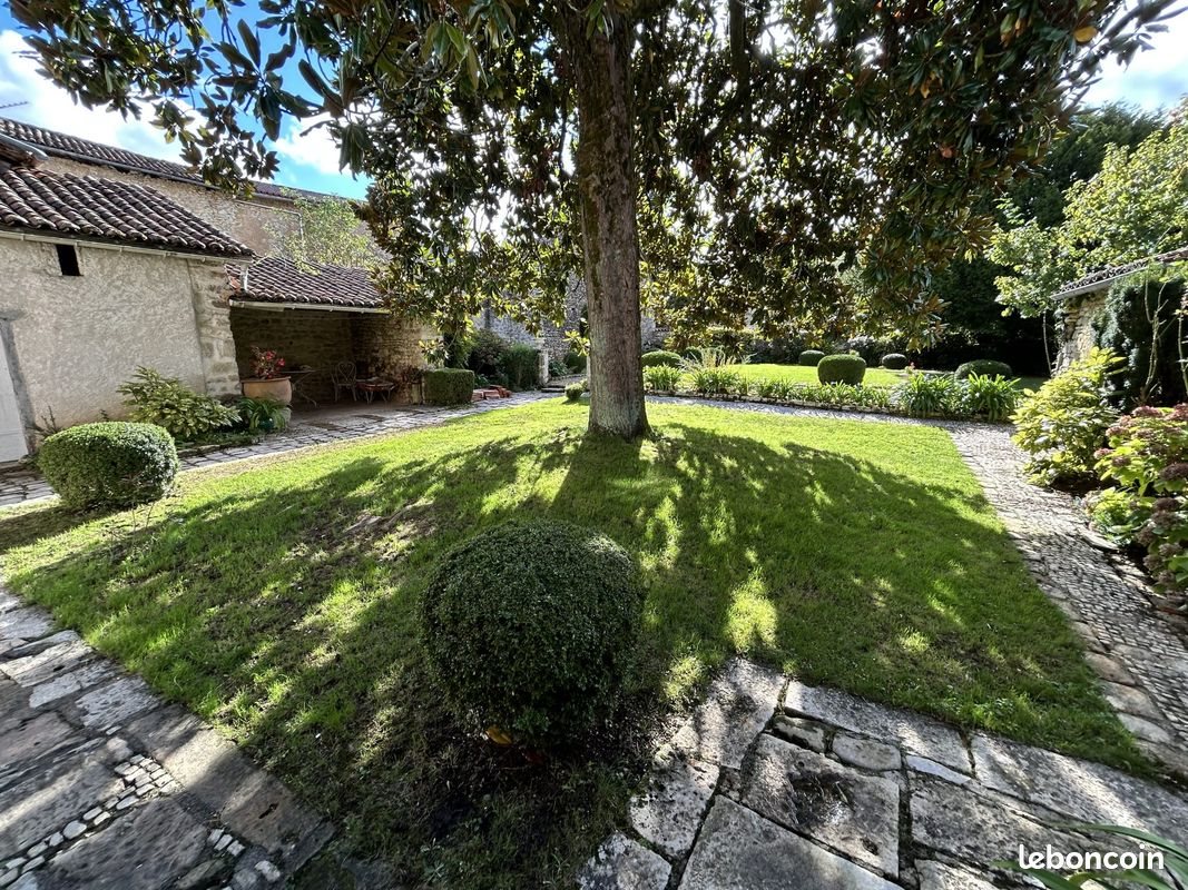Maison à vendre, 188m², Saint-Claud