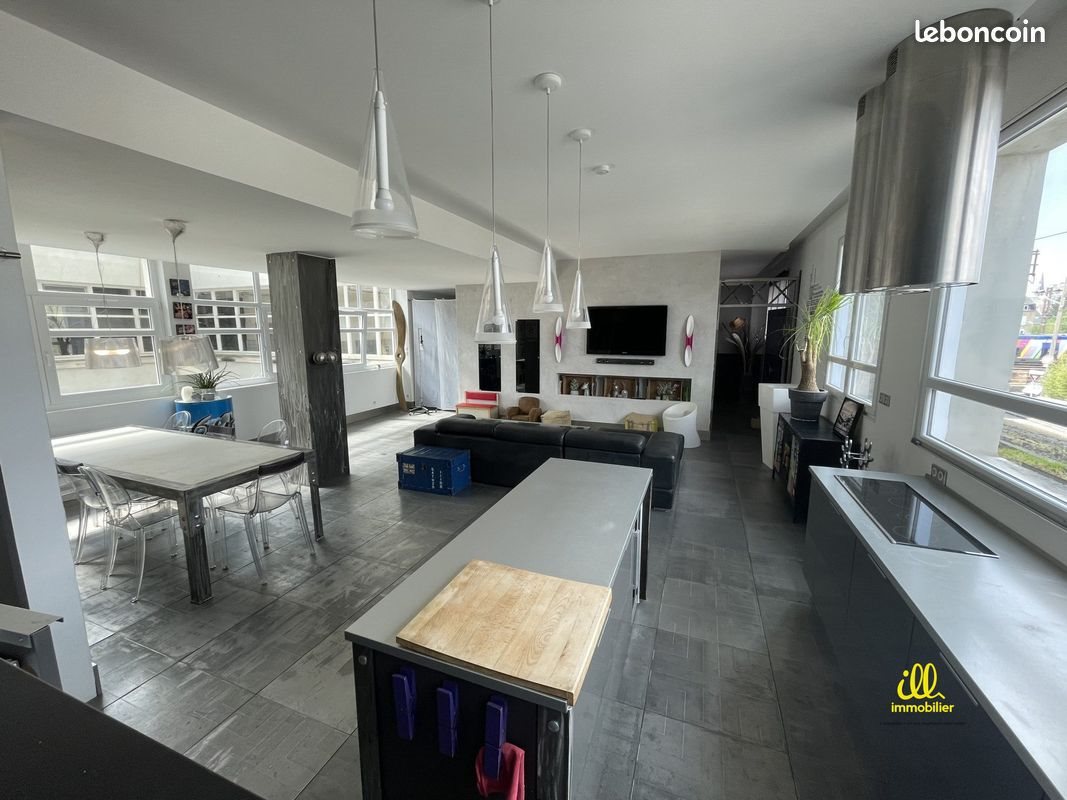 Appartement à vendre, 109m², Charleville-Mézières