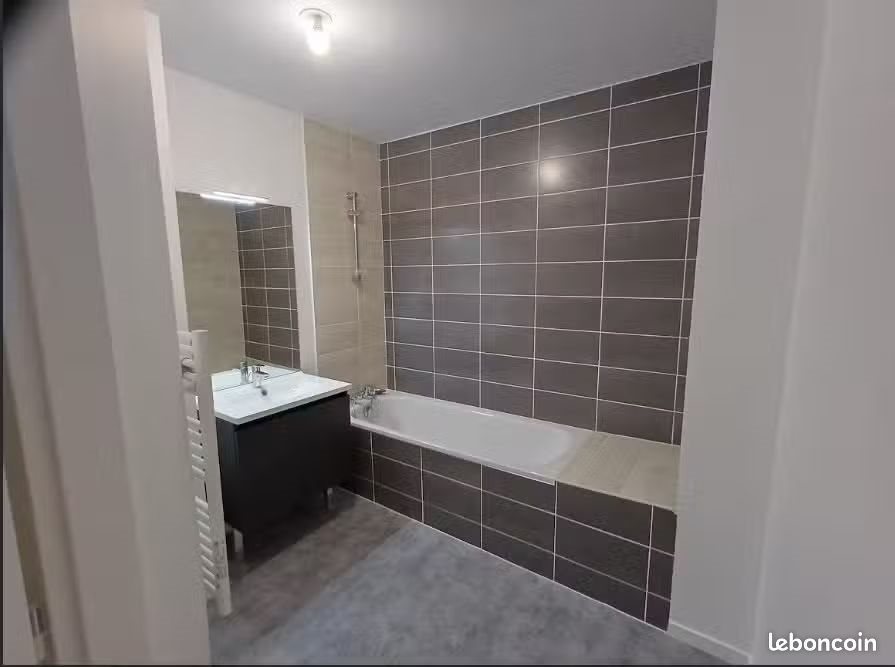 Appartement à louer, 72m², Tréguier