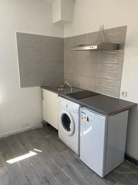 Appartement à louer, 19m², Marseille 15ème