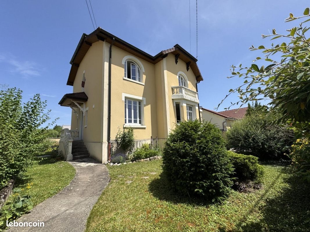Maison à vendre, 124m², Dole