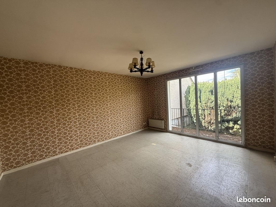 Maison à vendre, 79m², Saint-Yorre