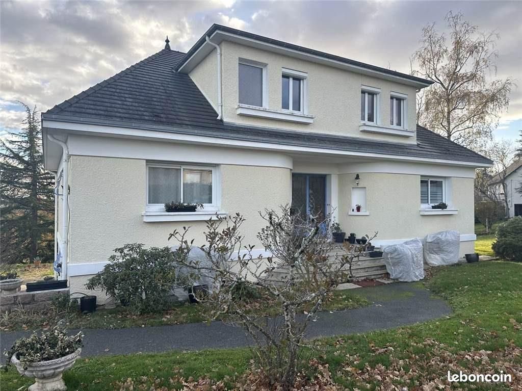 Maison à vendre, 276m², Vendat