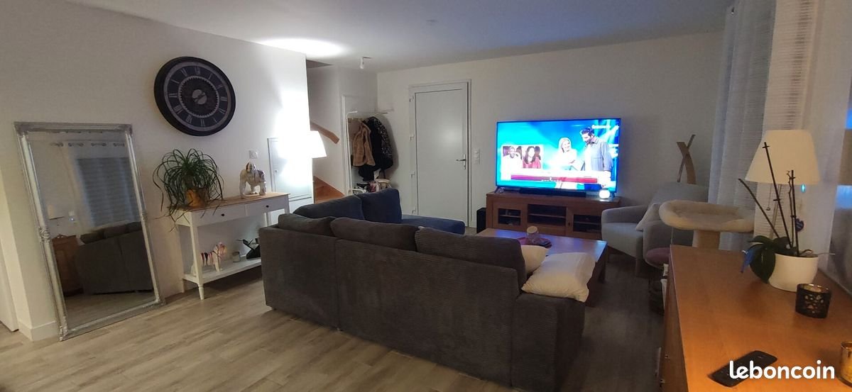 Maison à louer, 97m², Bruyères-et-Montbérault