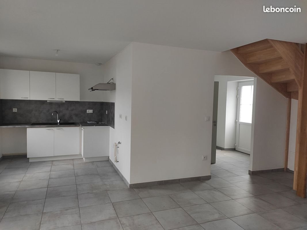 Maison à louer, 69m², Montaigu