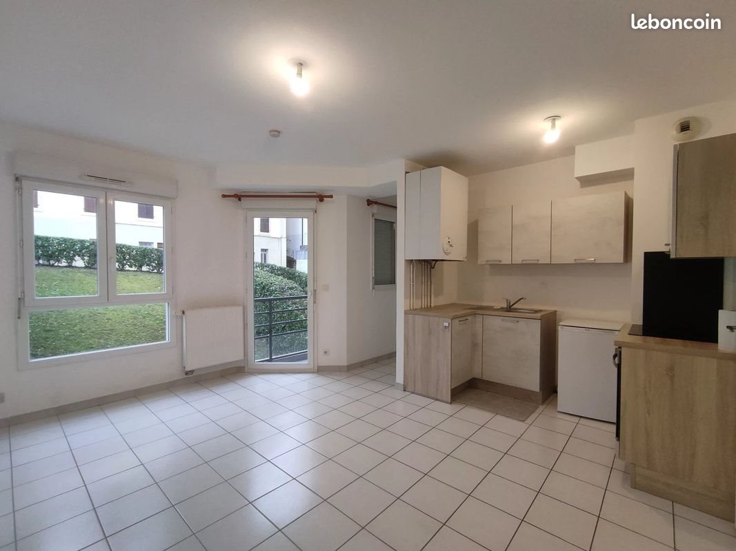 Appartement à louer, 40m², Évian-les-Bains