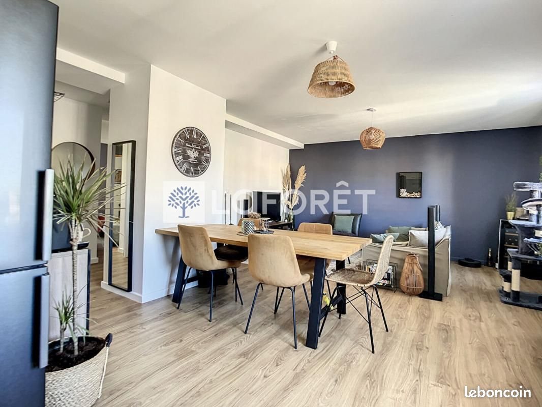 Appartement à louer, 65m², Parthenay