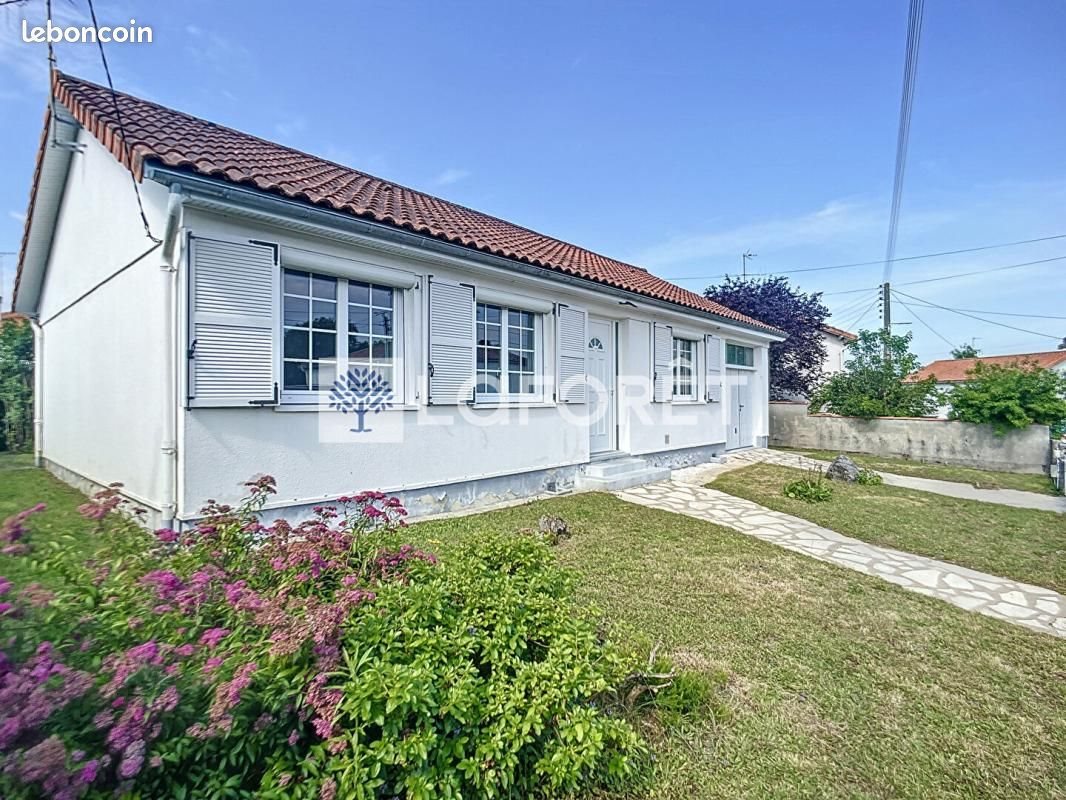 Maison à louer, 78m², Parthenay