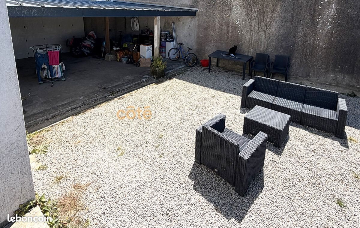 Appartement à louer, 72m², Lesneven