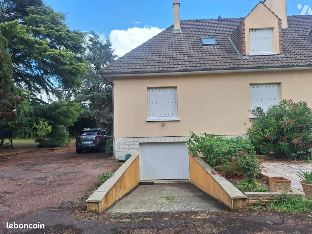 Maison à vendre, 111m², Savigné-l'Evêque