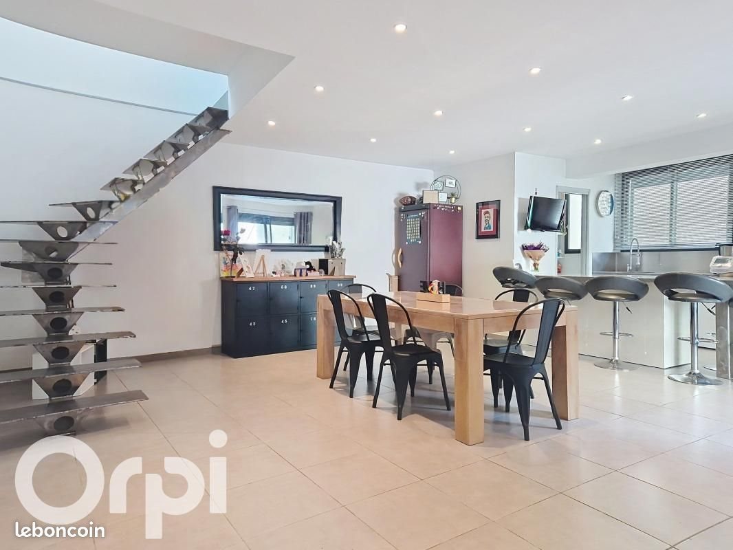 Maison à vendre, 172m², Saleilles