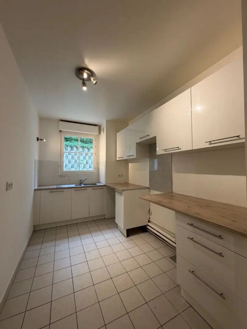 Appartement à louer, 76m², Rueil-Malmaison
