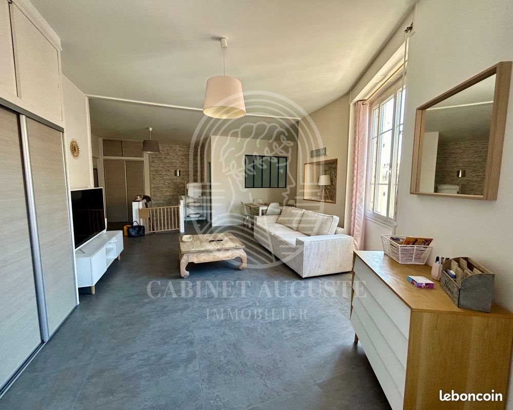 Appartement à louer, 75m², Nîmes