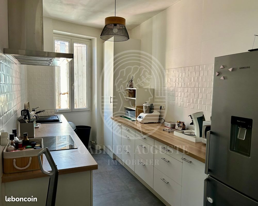 Appartement à louer, 75m², Nîmes