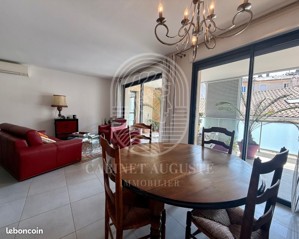 Appartement à vendre, 90m², Nîmes