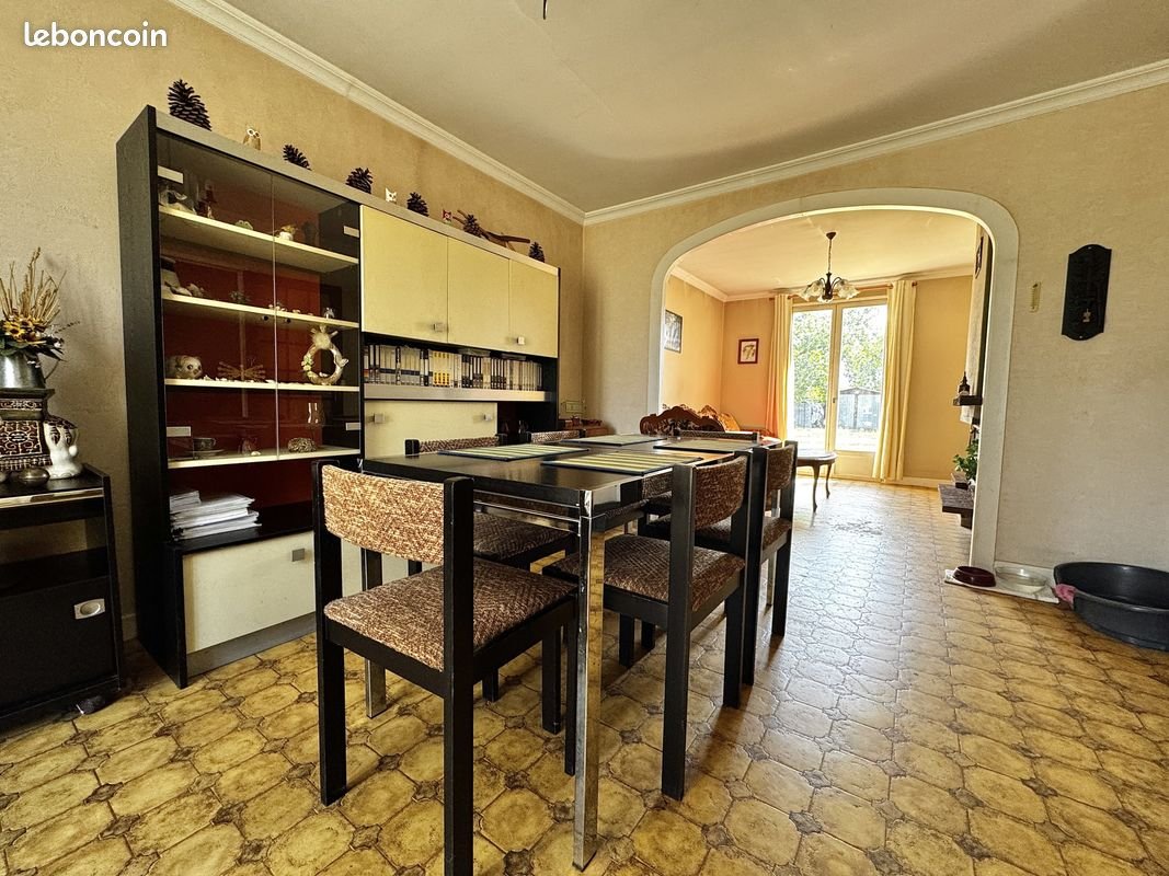 Maison à vendre, 87m², Mazirat