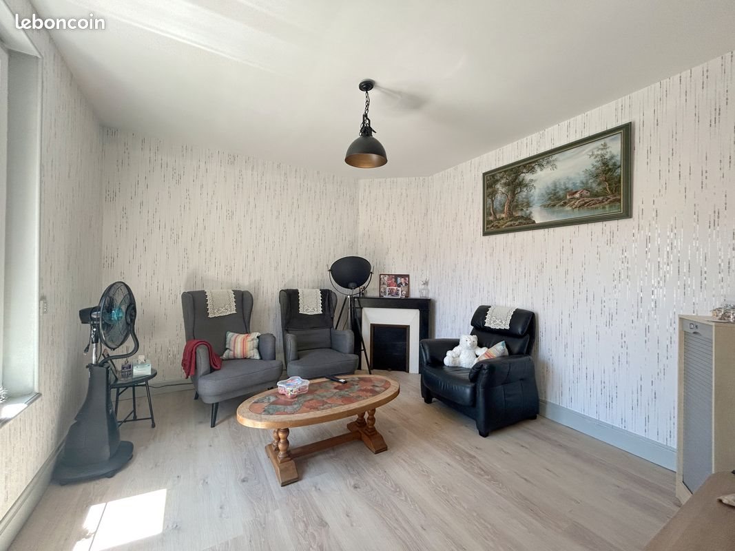 Maison à vendre, 118m², Commentry
