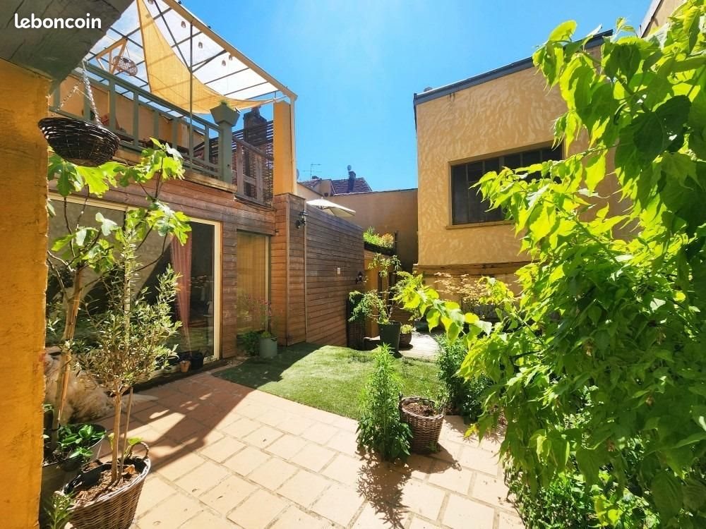Maison à vendre, 210m², Saint-Sauveur-en-Puisaye