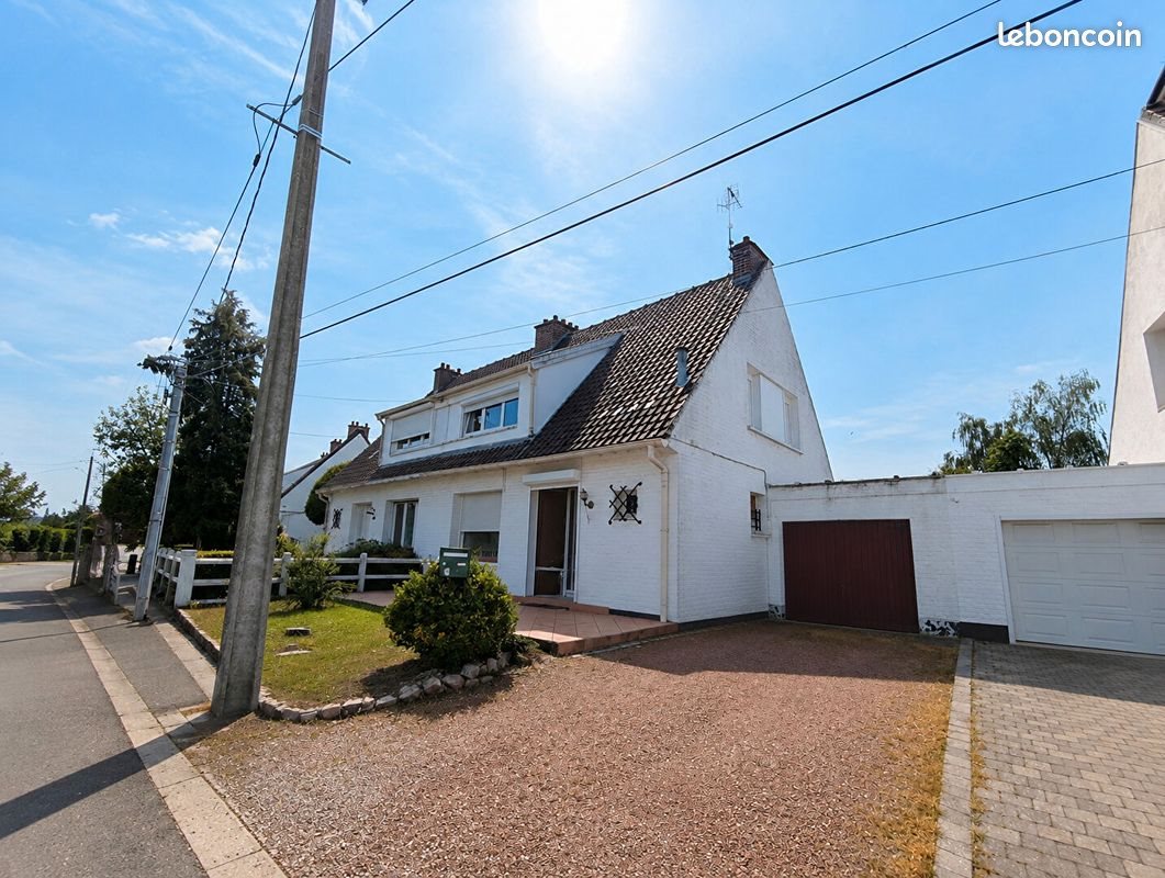 Maison à vendre, 100m², La Neuville
