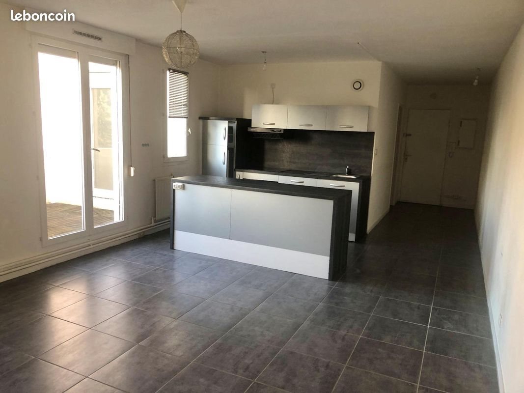 Appartement à louer, 66m², Saint-Etienne