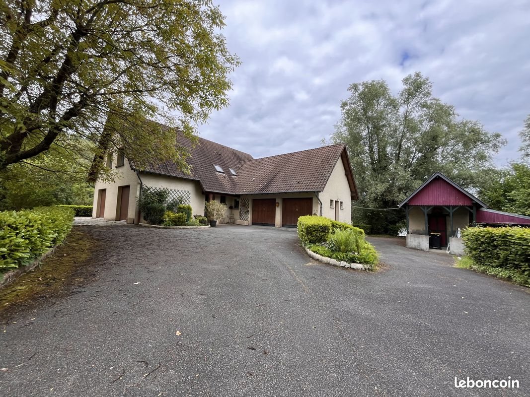 Maison à vendre, 159m², Valentigney