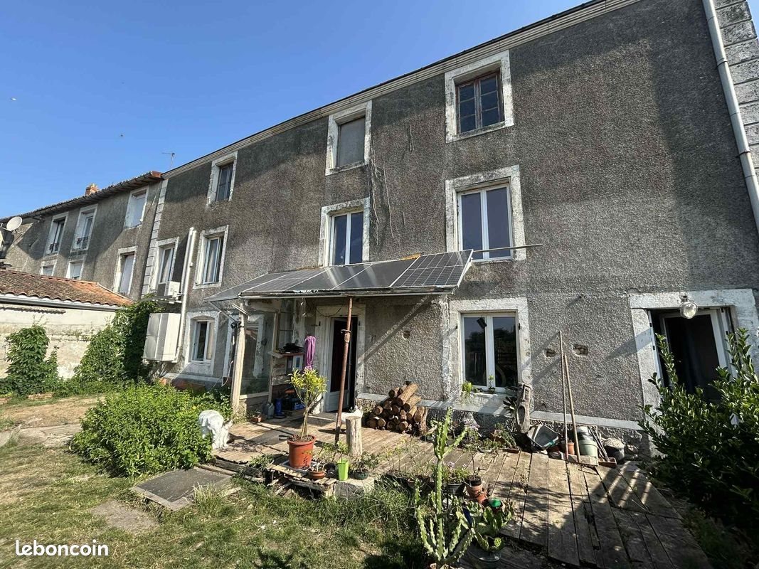 Maison à vendre, 124m², Airvault