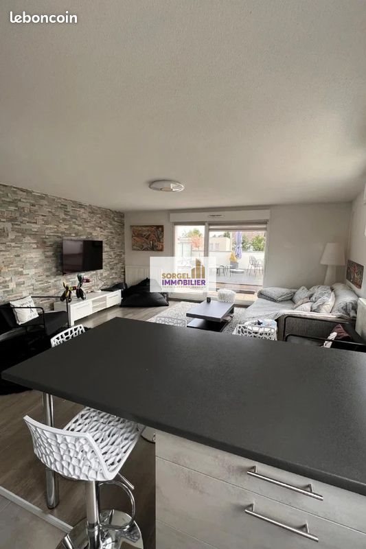 Appartement à louer, 86m², Dachstein