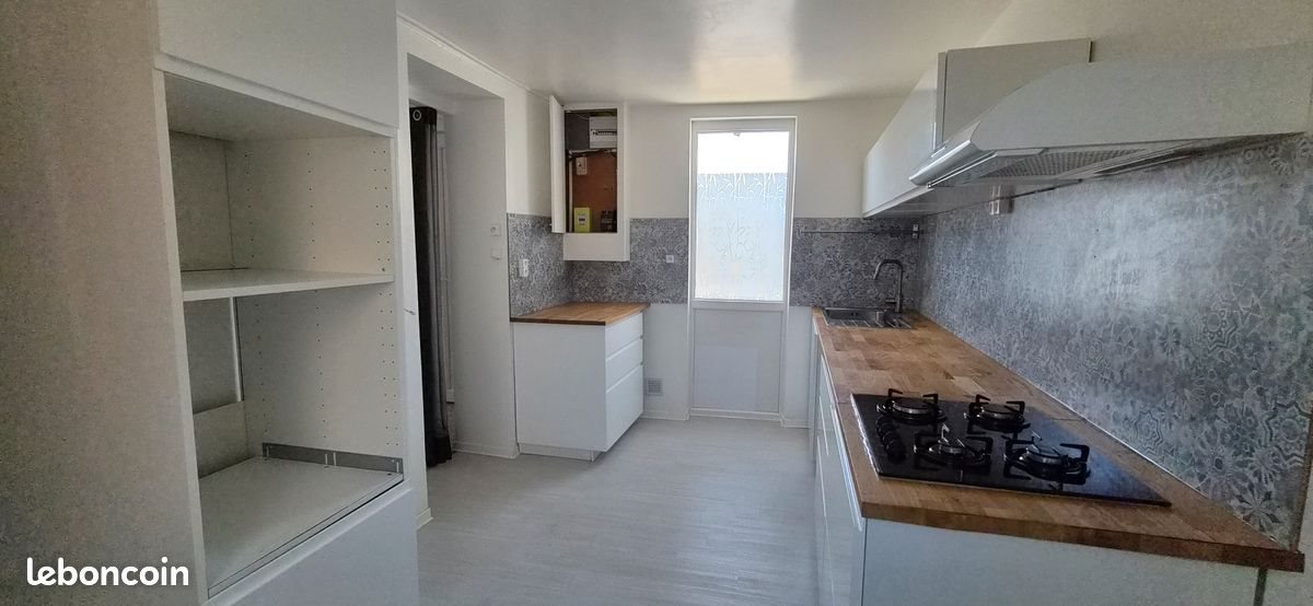 Maison à louer, 97m², Saint-Gatien-des-Bois