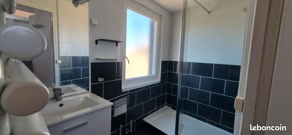 Maison à louer, 97m², Saint-Gatien-des-Bois