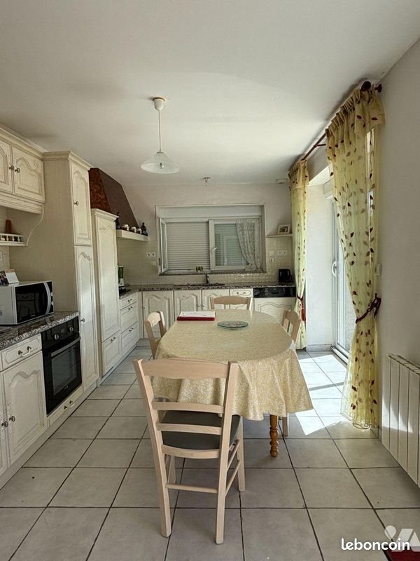 Maison à vendre, 163m², Saint-Ellier-du-Maine