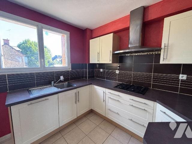Appartement à louer, 71m², Fougères